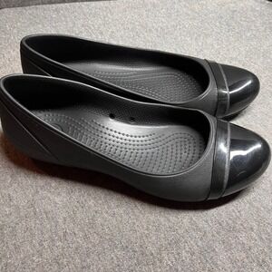 Crocs Cap Toe Flat Ballet Slip On Size 8 Black